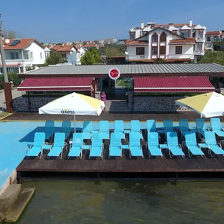 Ezer Hotel Ayvalik