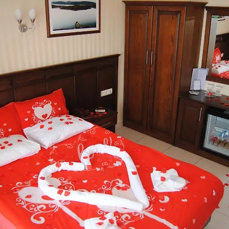Ezer Hotel Ayvalik